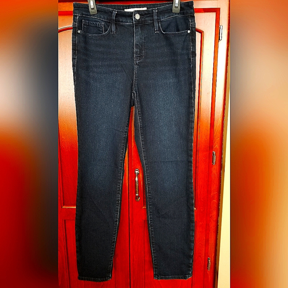 ATHLETA Women's dark wash, blue denim, high rise, straight leg jeans-Size 10